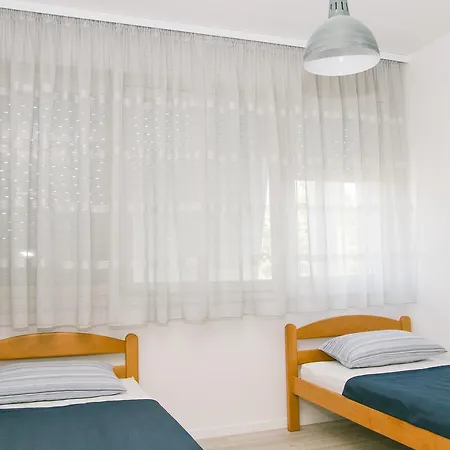 Apartman Ella *